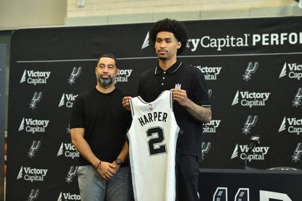 Harper: Sau khi đến Spurs, tôi